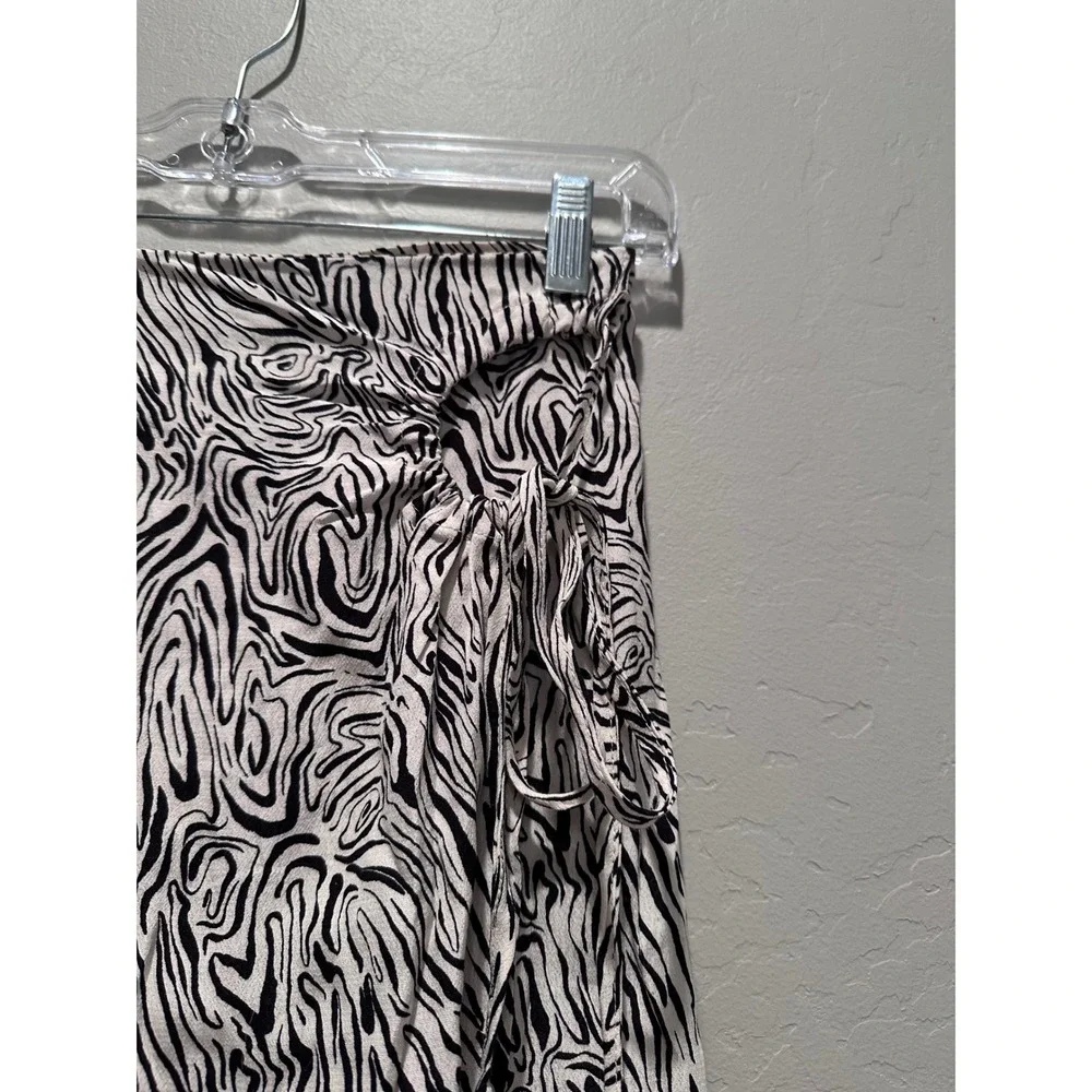 Mango Zebra Print Patterned Midi Wrap Skirt Black White‎ Size XS
